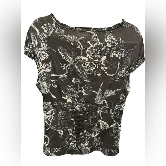 Karen Millen England Women's Ruffled Navy Floral V-Neck Blouse, 10 (US) - Picture 14 of 15